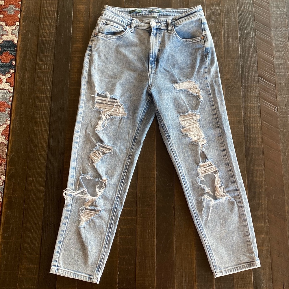 Wild Fable Highest-Rise Mom Jean. Size 10